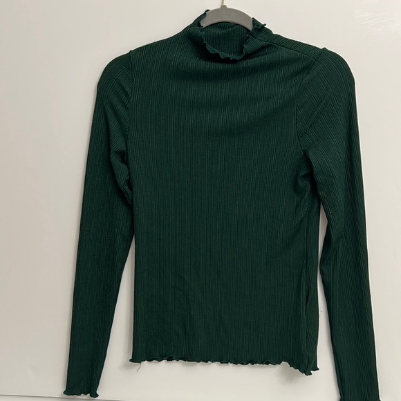 Dark green tight fit turtleneck long sleeve - Picture 2 of 5